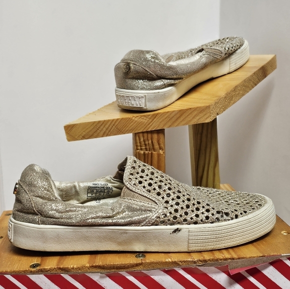 STUART WEITZMAN VANCE SLIDER CHAMPAGNE GOLD SIZE 3 KIDS - Picture 2 of 6